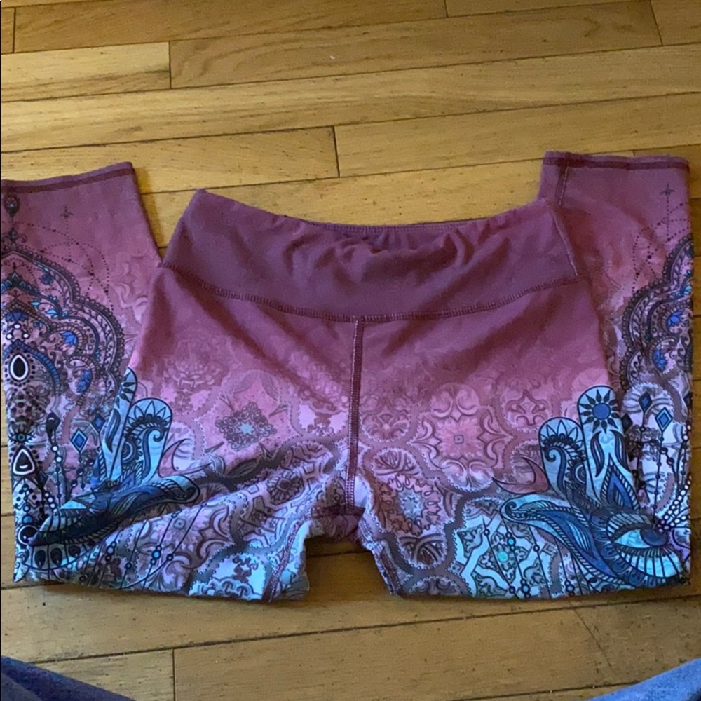 Evolution & Creation Cropped Leggings